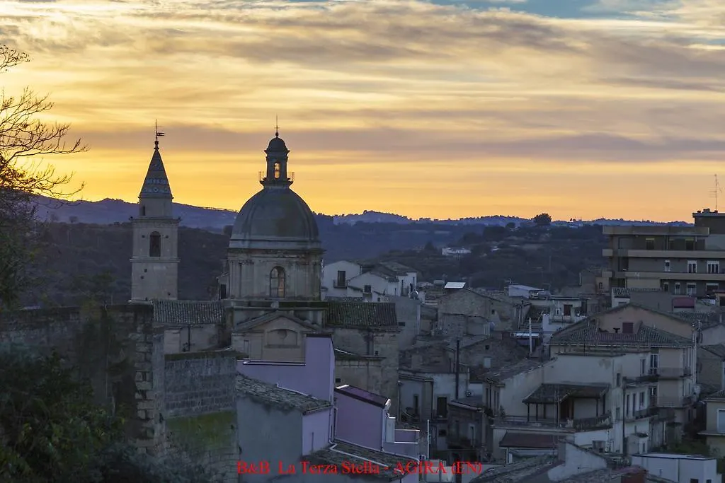 ベッド・アンド・ブレックファスト Casa Albergo La Terza Stella Agira